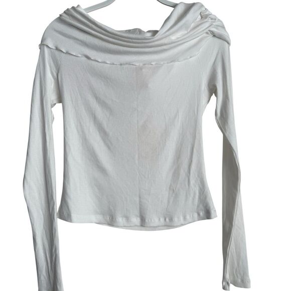 MELLODAY Off-White Off The Shoulder Blouse - Picture 2 of 4